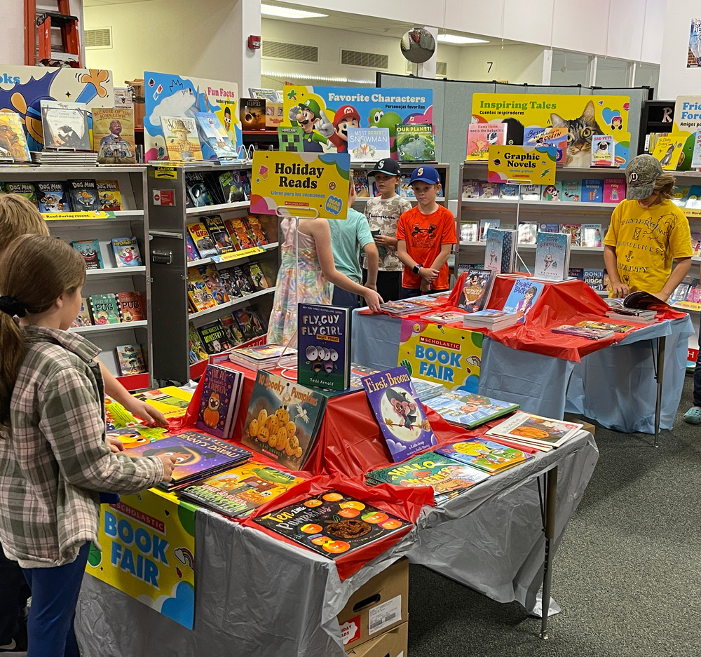Island City Elementary Book Fair with students shopping