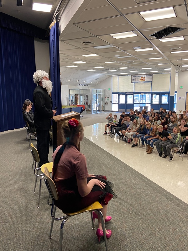 6th-grade-hunger-games-assembly-la-grande-middle-school